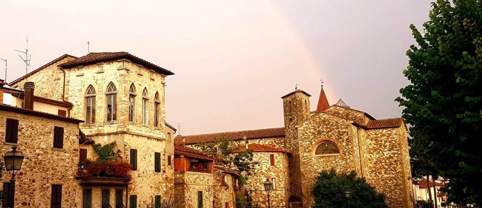 ホテル La Torre Di Pieve ピエーヴェ・サント・ステーファノ エクステリア 写真