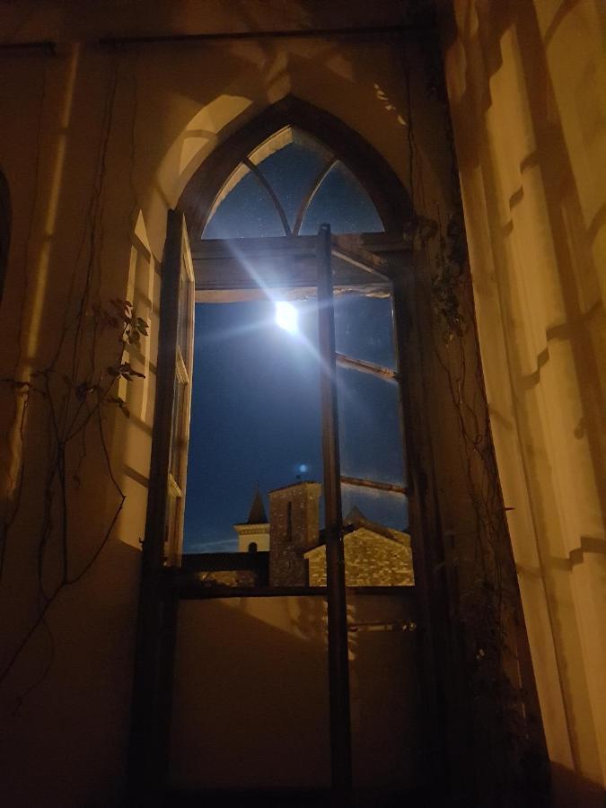 ホテル La Torre Di Pieve ピエーヴェ・サント・ステーファノ エクステリア 写真