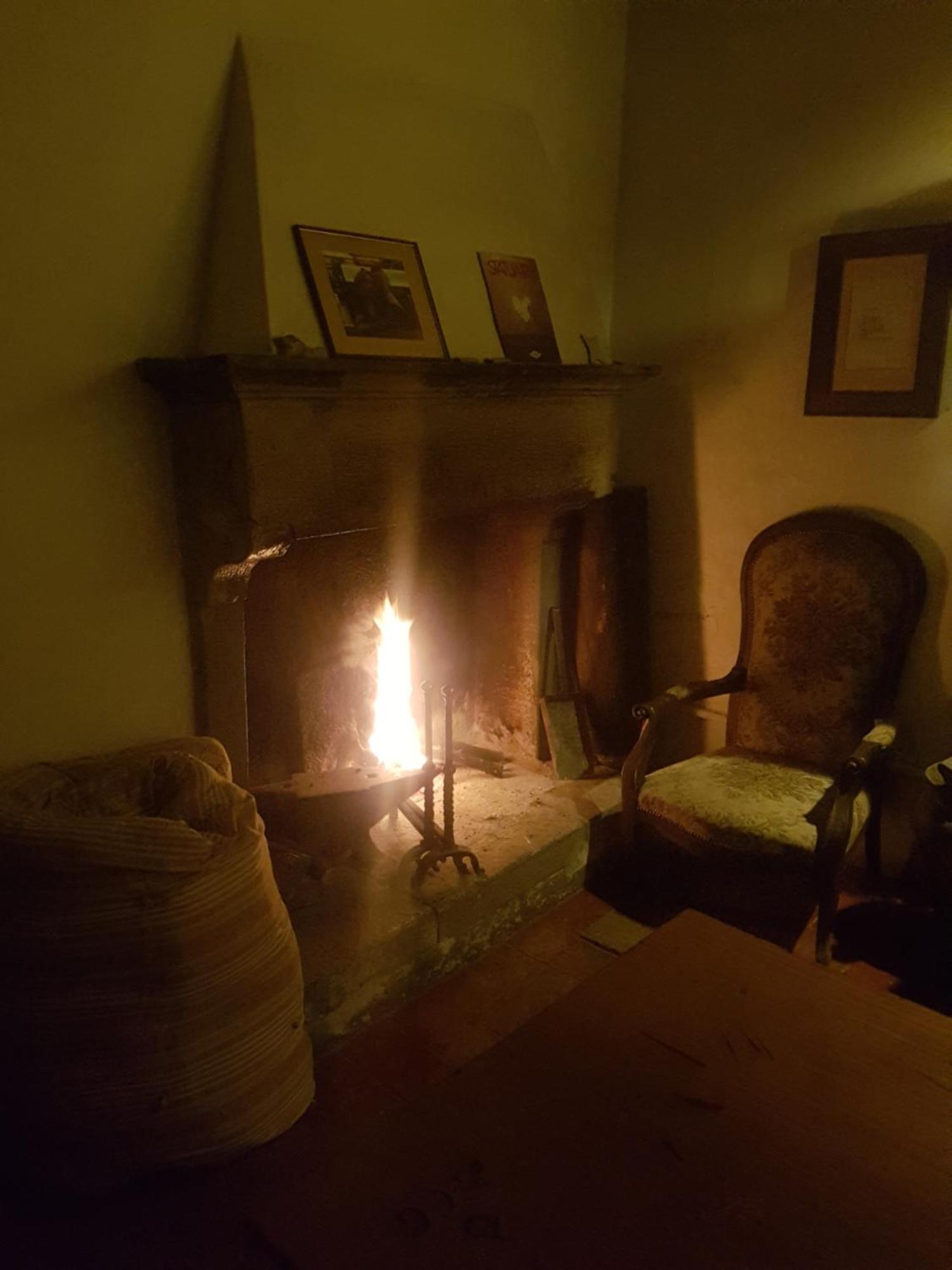 ホテル La Torre Di Pieve ピエーヴェ・サント・ステーファノ エクステリア 写真
